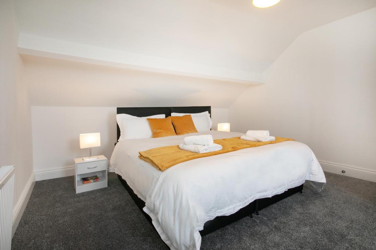 Cudworth House, Barnsley For Contractors & Families, Free Parking, High Speed Wifi Etc Villa Buitenkant foto