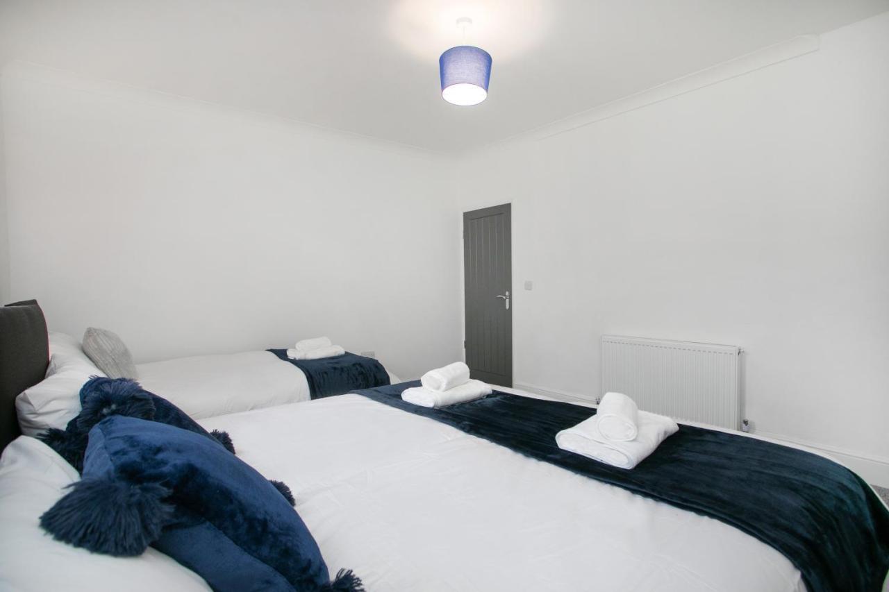 Cudworth House, Barnsley For Contractors & Families, Free Parking, High Speed Wifi Etc Villa Buitenkant foto