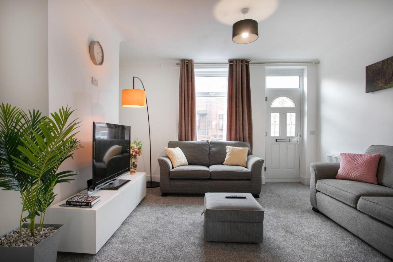 Cudworth House, Barnsley For Contractors & Families, Free Parking, High Speed Wifi Etc Villa Buitenkant foto