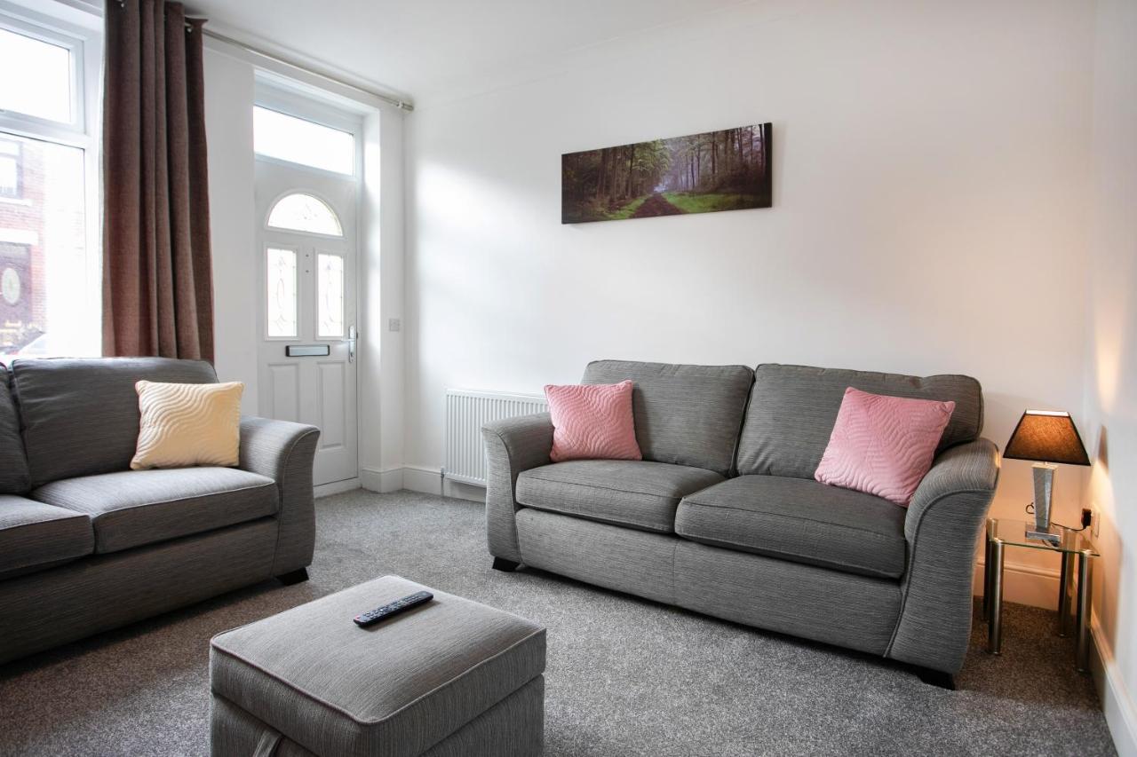 Cudworth House, Barnsley For Contractors & Families, Free Parking, High Speed Wifi Etc Villa Buitenkant foto