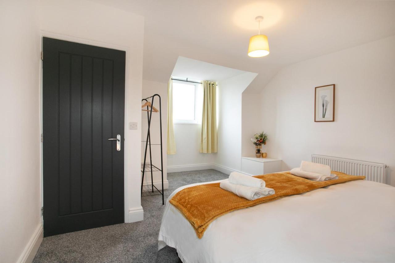 Cudworth House, Barnsley For Contractors & Families, Free Parking, High Speed Wifi Etc Villa Buitenkant foto